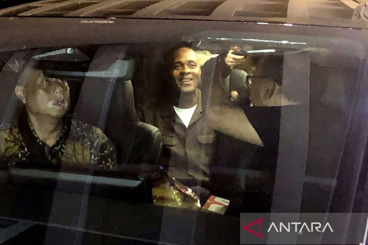 Sore ini, pelatih baru timnas Patrick Kluivert dikenalkan pada publik