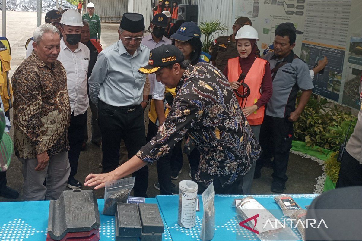 Menteri PU harapkan TPA BLE Banyumas dicontoh daerah lain