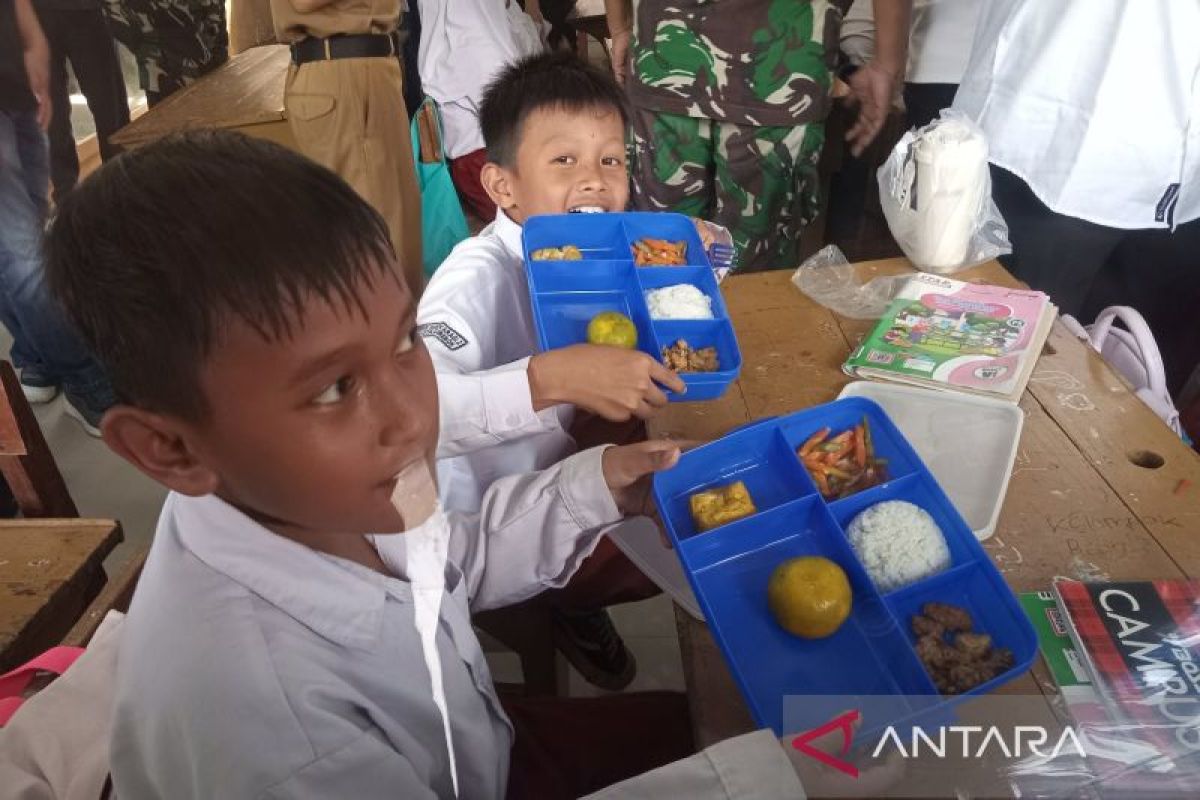 Pemkot Cirebon salurkan 6.200 paket MBG untuk siswa