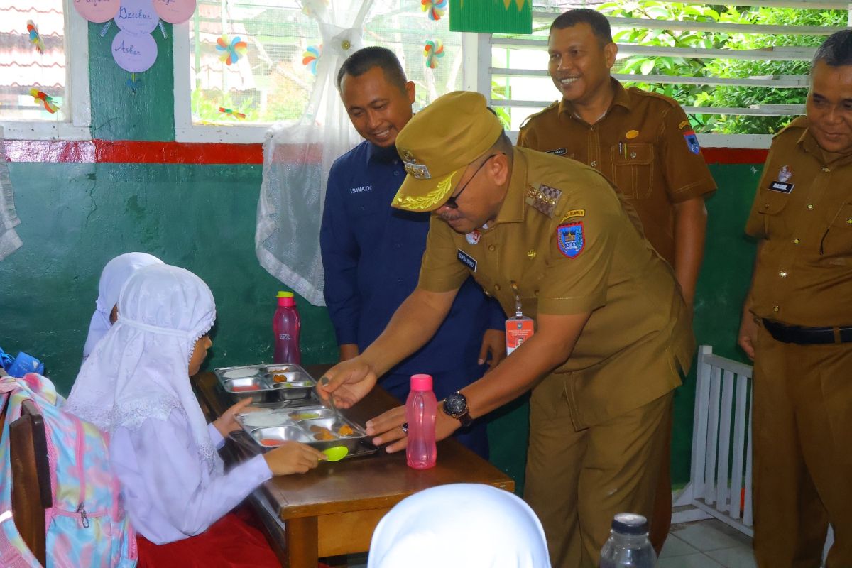 Program makan bergizi gratis di Kota Payakumbuh dimulai