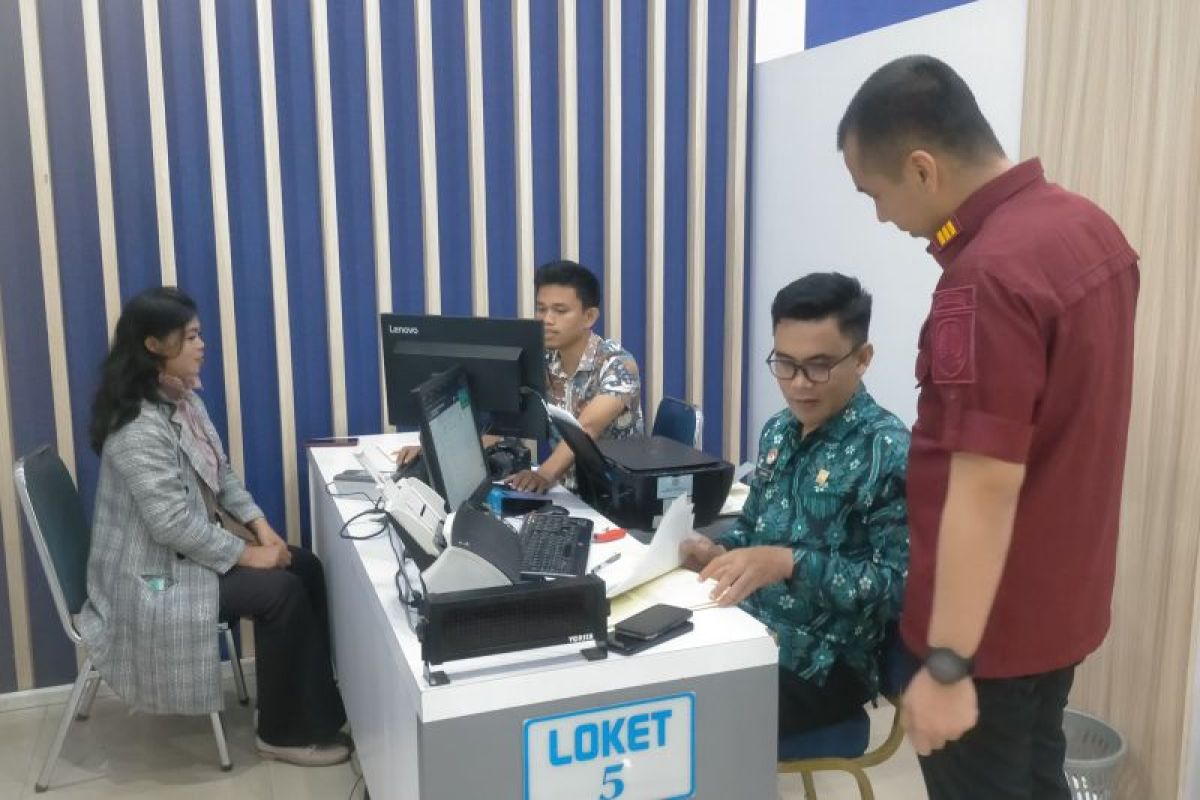 Kantor Imigrasi Singkawang berikan layanan paspor simpatik 2025