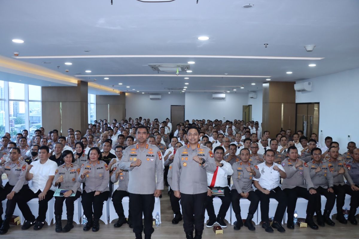 Polisi berikan pendampingan petani tambak mendukung ketahanan pangan