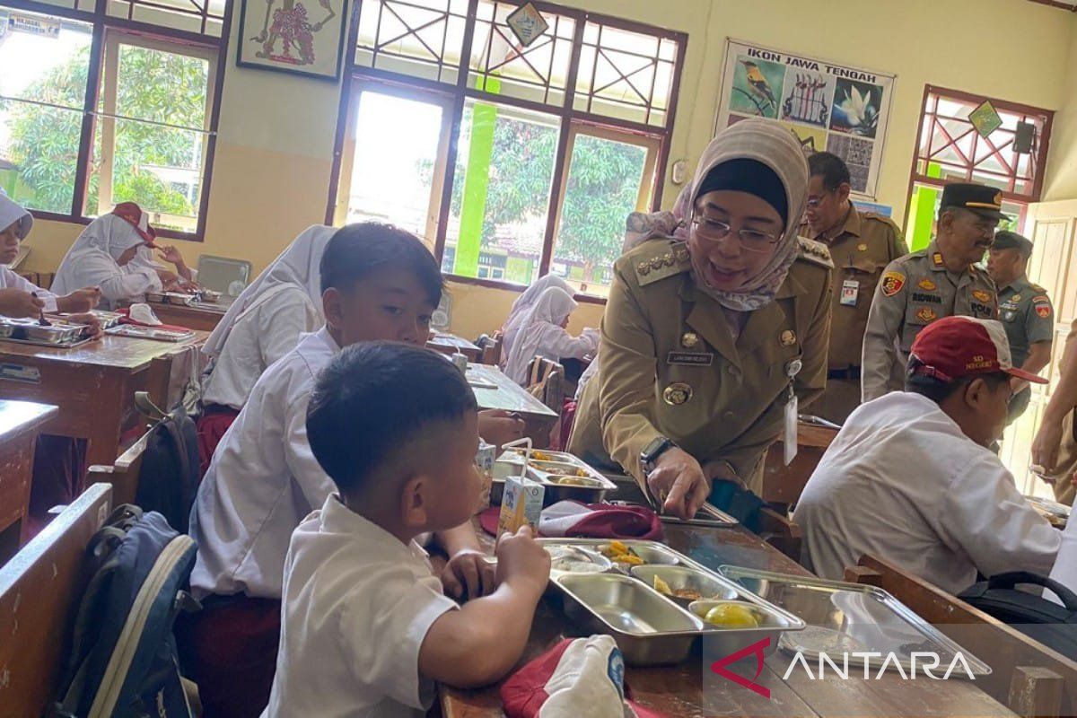 Pemkab Batang sasar  141 ribu siswa pada program MBG