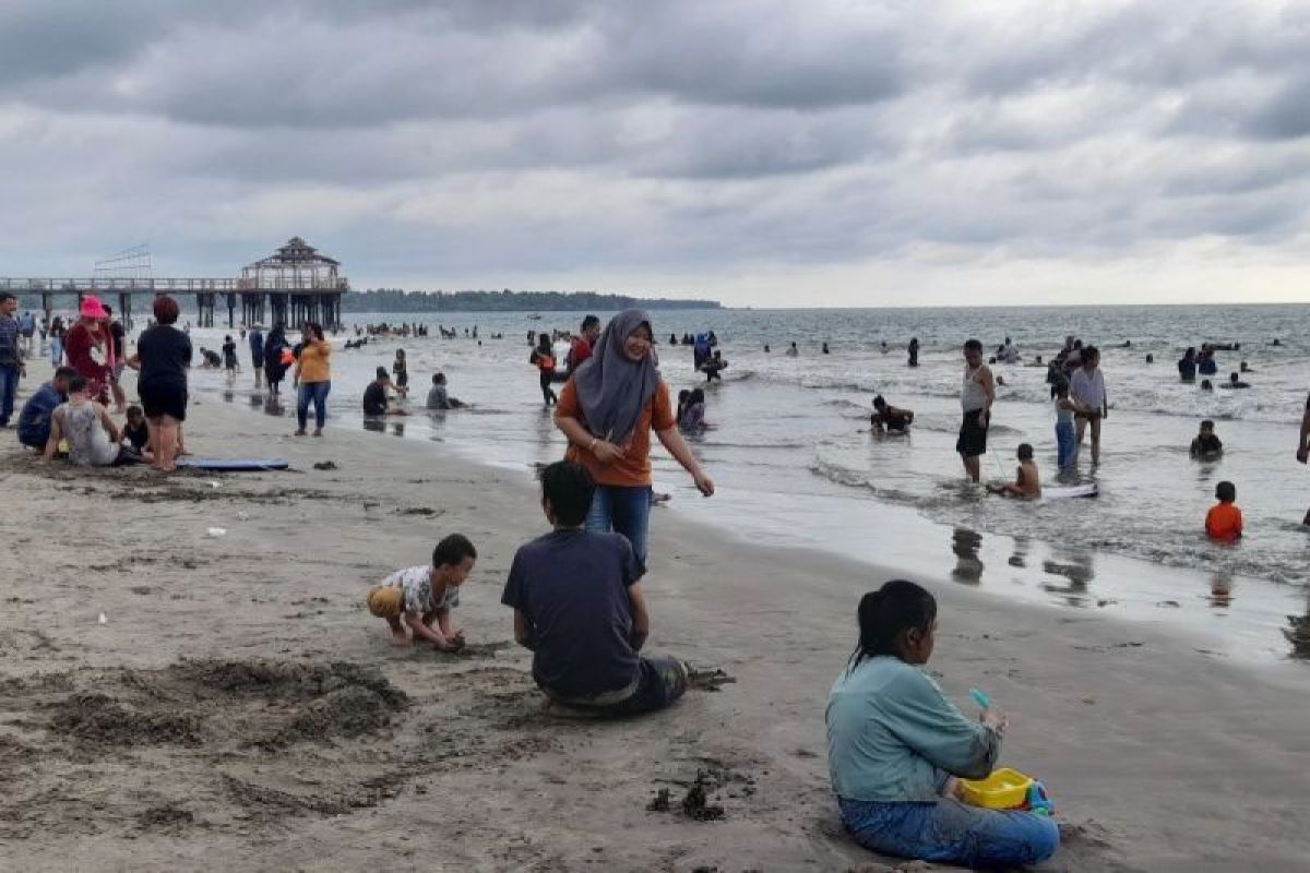 220.125 turis kunjungi Kabupaten Serang, Banten saat libur Natal-tahun baru