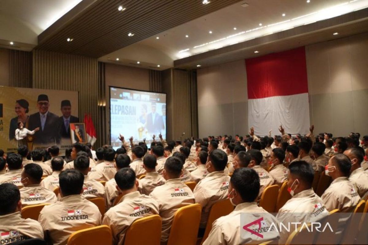 Lepas PMI ke Korsel, KemenP2MI ingatkan tak berfikir untuk kabur