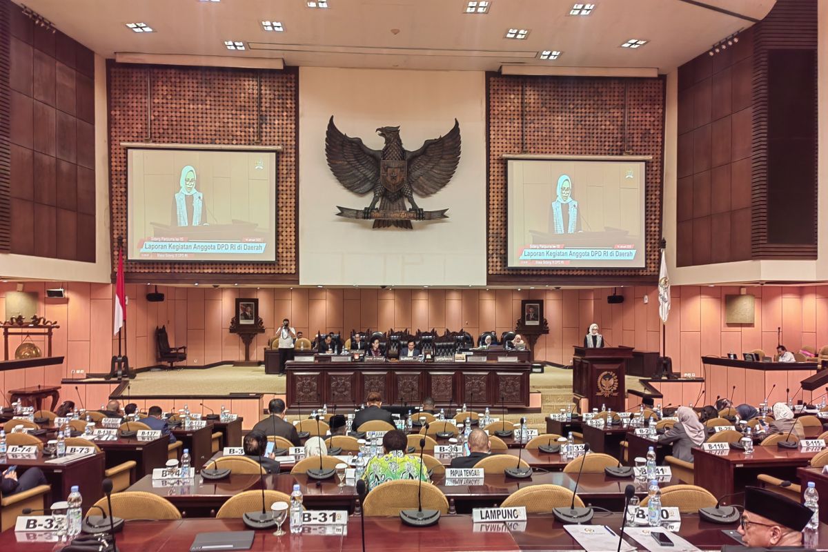 DPD bahas pelaksanaan program MBG pada sidang paripurna