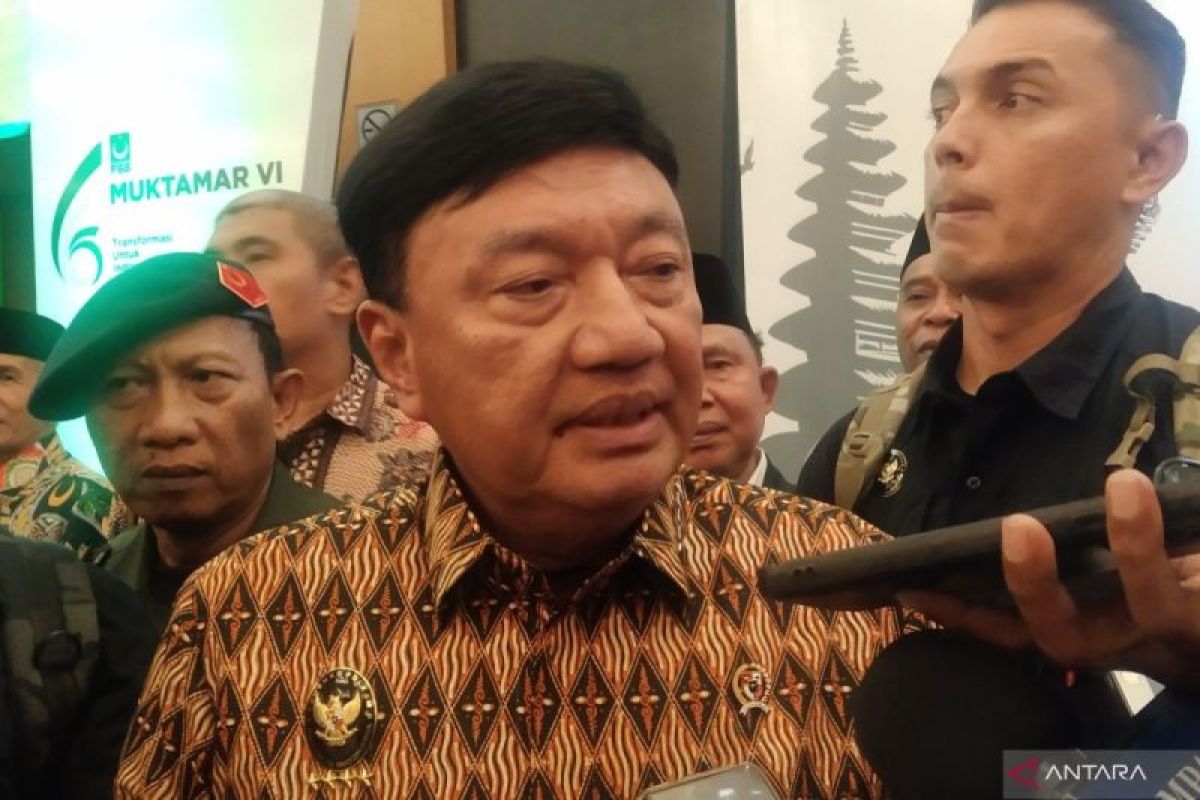 Menko Polkam sebut menu makan bergizi gratis cukup gizi meski tanpa susu