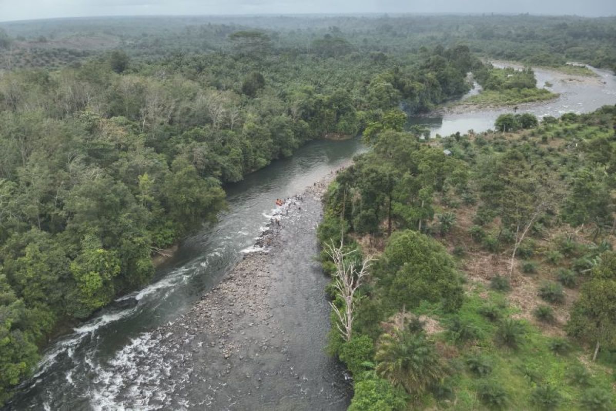 SAR Padang temukan dua warga Pesisir Selatan yang terseret arus sungai