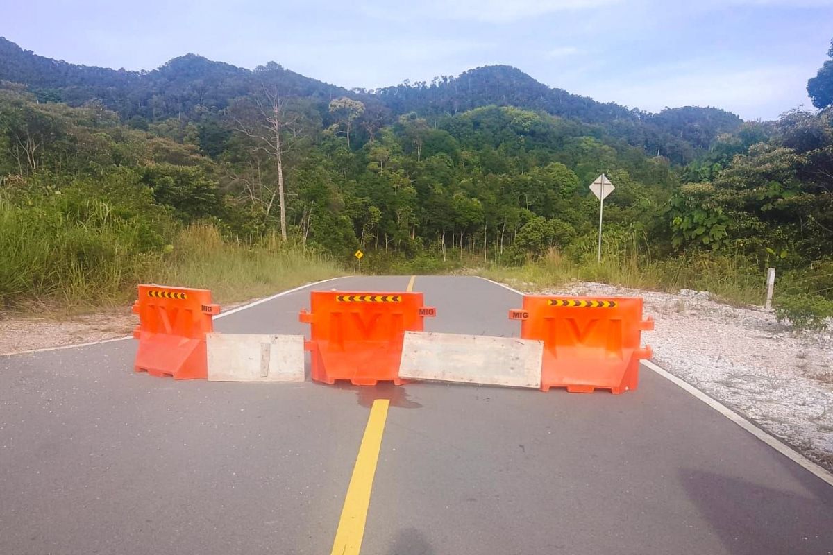 Pemkab Natuna buka Jalan Teluk Depeh penunjang kegiatan ekonomi