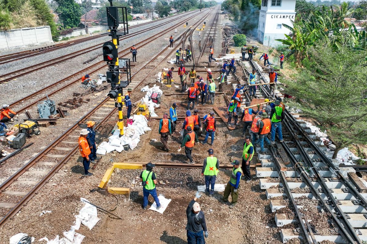 KAI Daop 1 Jakarta ganti rel baru sepanjang 45.950 meter pada 2024