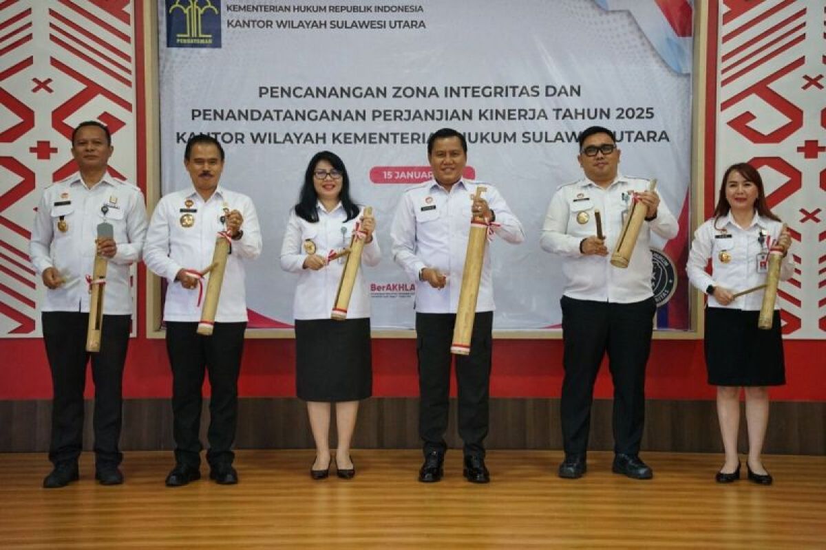 Kemenkum Sulut canangkan zona integritas dan  penandatanganan kinerja