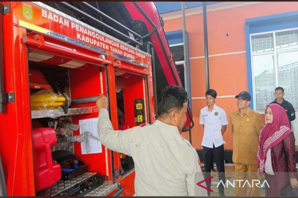 Andi Asdar Wijaya tinjau kesiapan BPBD terkait kebencanaan