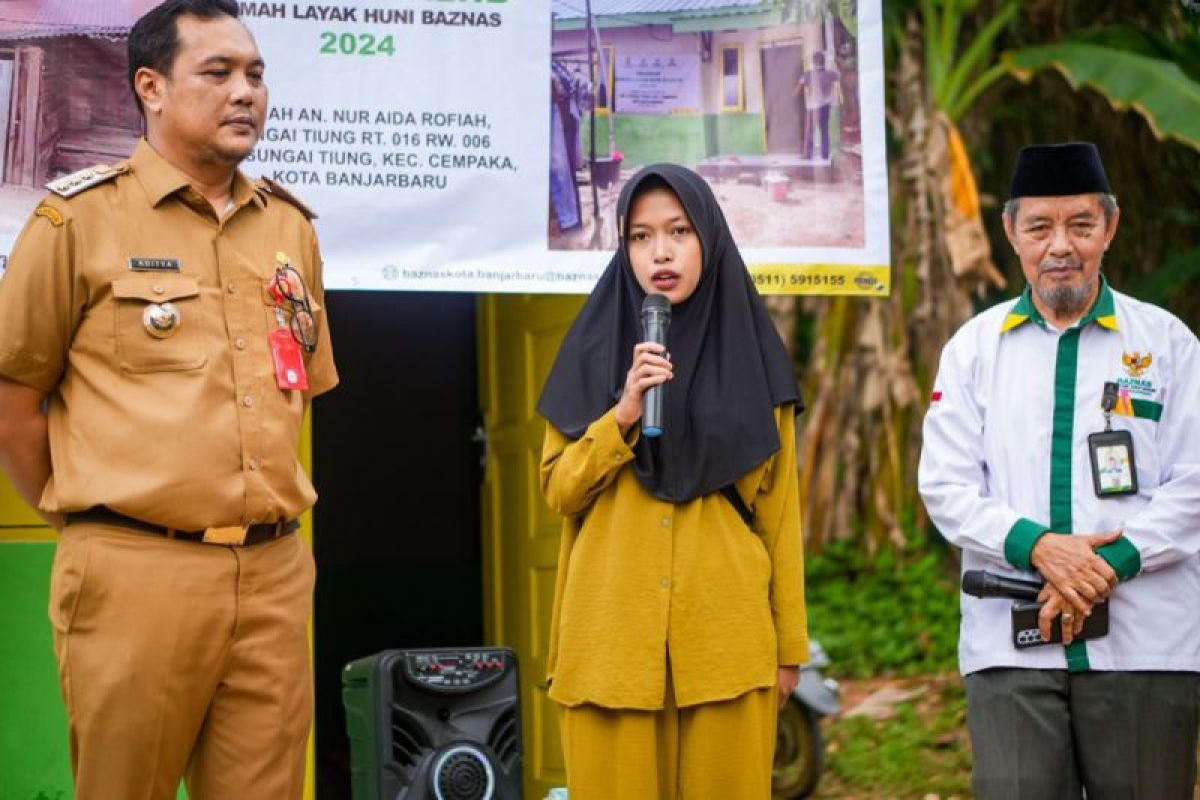 Penerima program rumah layak huni di Banjarbaru terharu rumahnya 