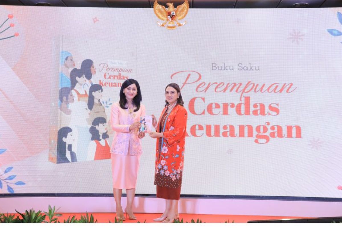 OJK-IIPOJK rilis buku literasi keuangan perempuan