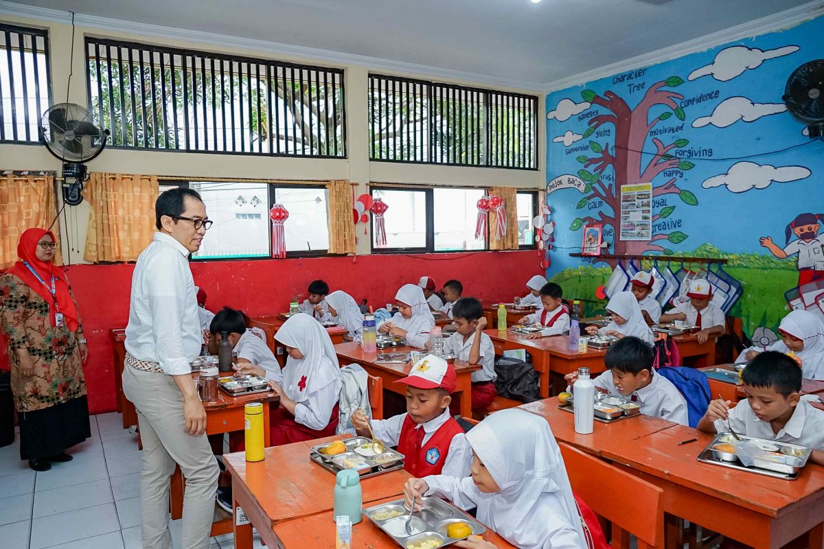 Badan Gizi Nasional tanggapi kasus siswa keracunan menu MBG