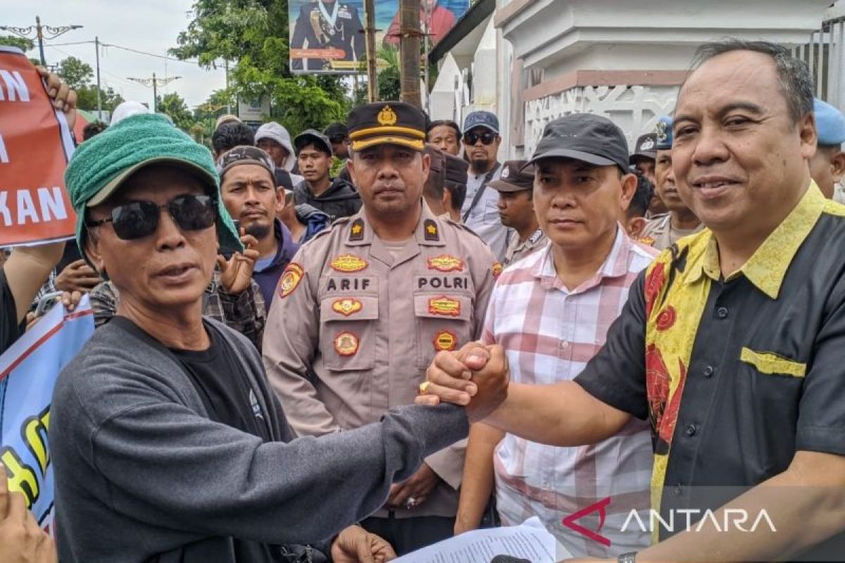 Nelayan di NTB tolak gunakan alat VMS