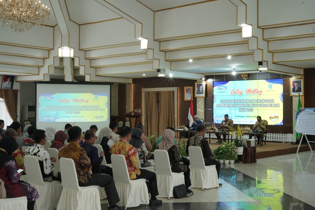 Pemkab HSS entry meeting evaluasi perencanaan dan penganggaran 2025