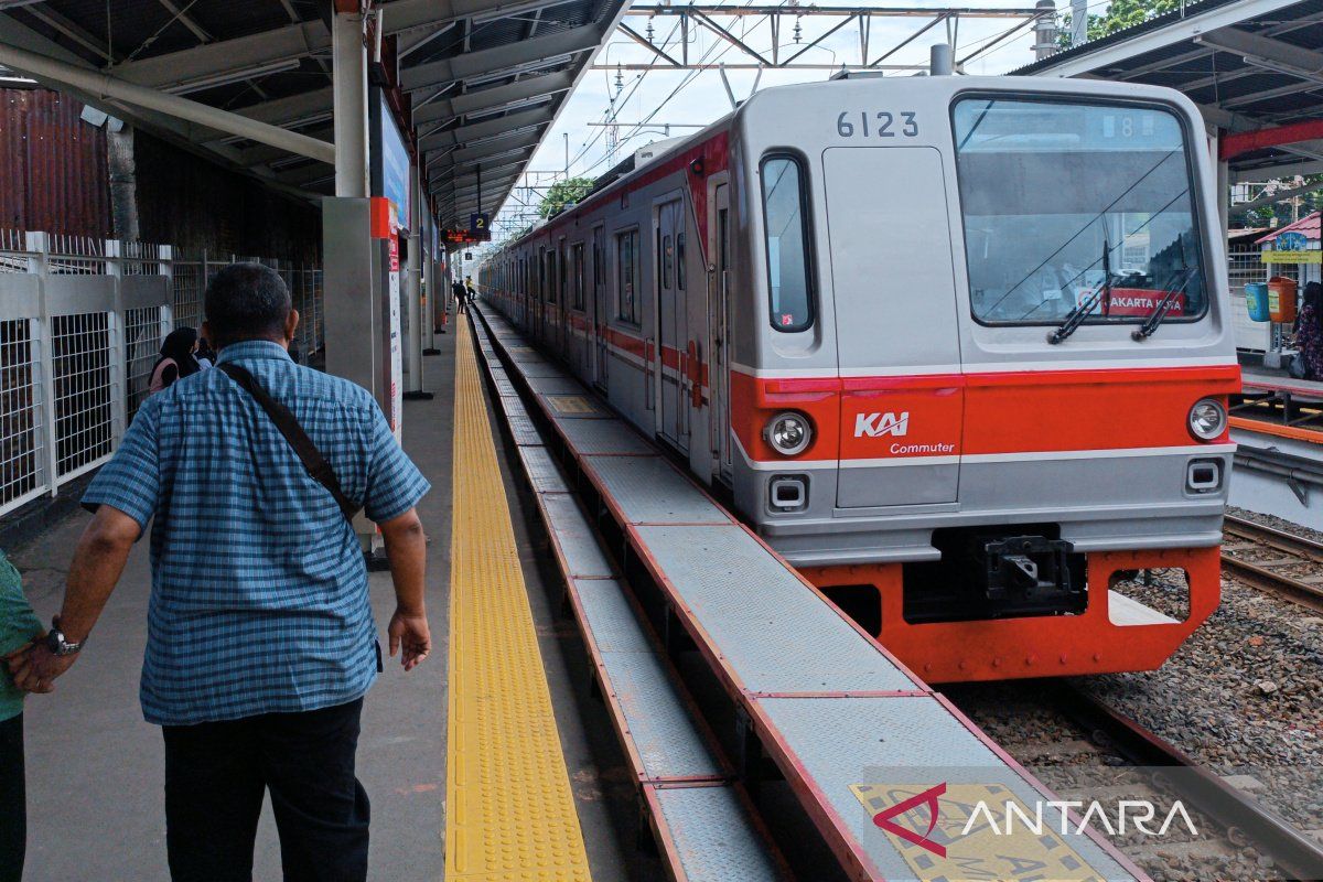 Pemprov DKI harus optimalkan layanan transportasi publik