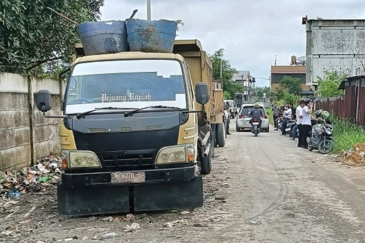 Tumpukan sampah Pekanbaru sudah terkendali usai status darurat