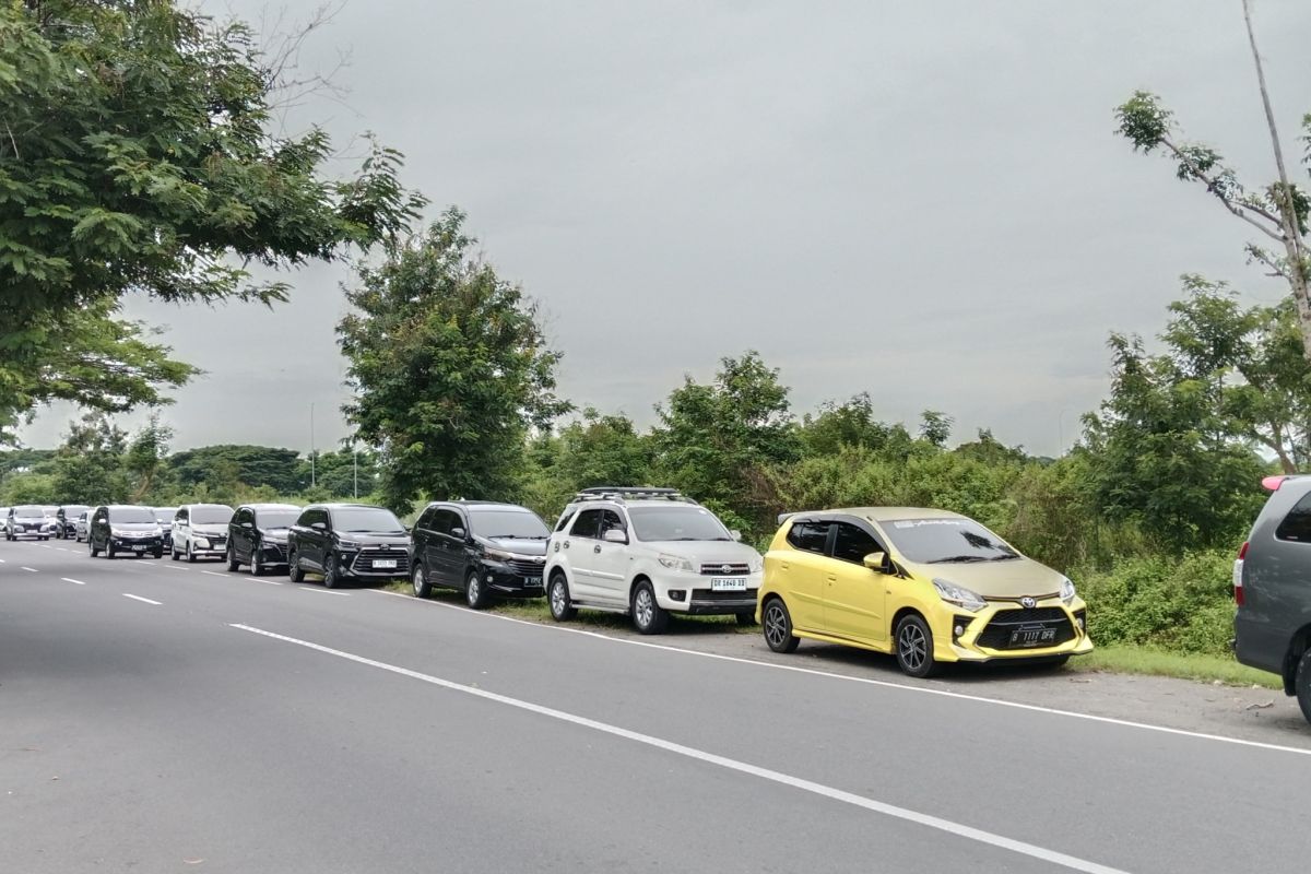 AP: Jasa transportasi yang beroperasi di Bandara Lombok harus legal