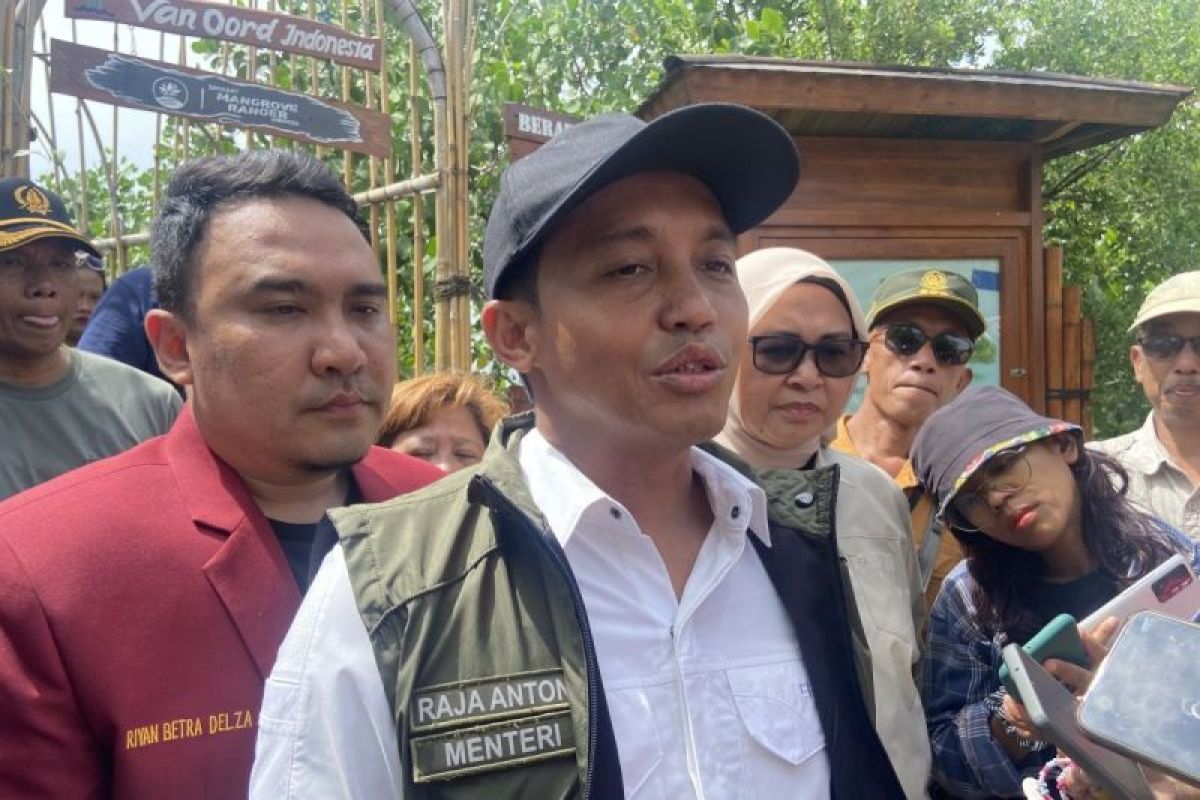 Menhut Raja Juli bantah deforestasi hutan melainkan pakai pola tumpang sari