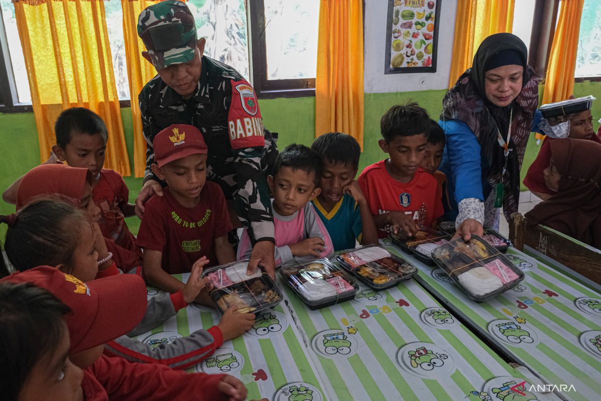 Lukman Hakim minta Baznas hati-hati sikapi usulan zakat untuk MBG