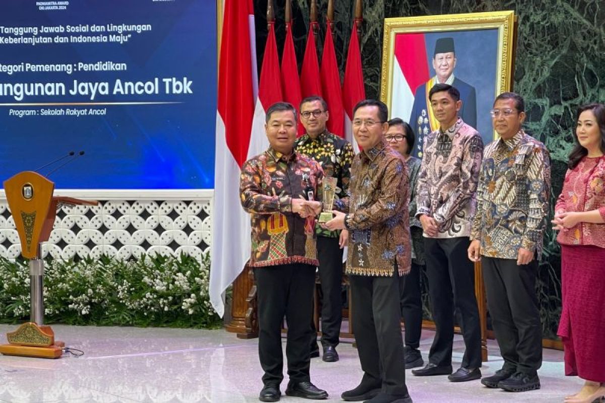 Sekolah Rakyat Ancol raihPadmamitra Award