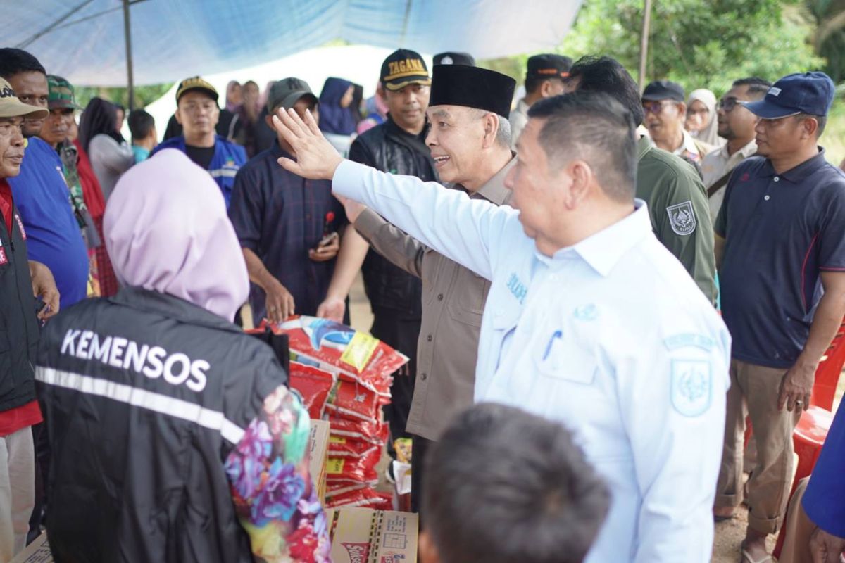 Pemprov Riau salurkan bantuan untuk korban banjir di Kampar