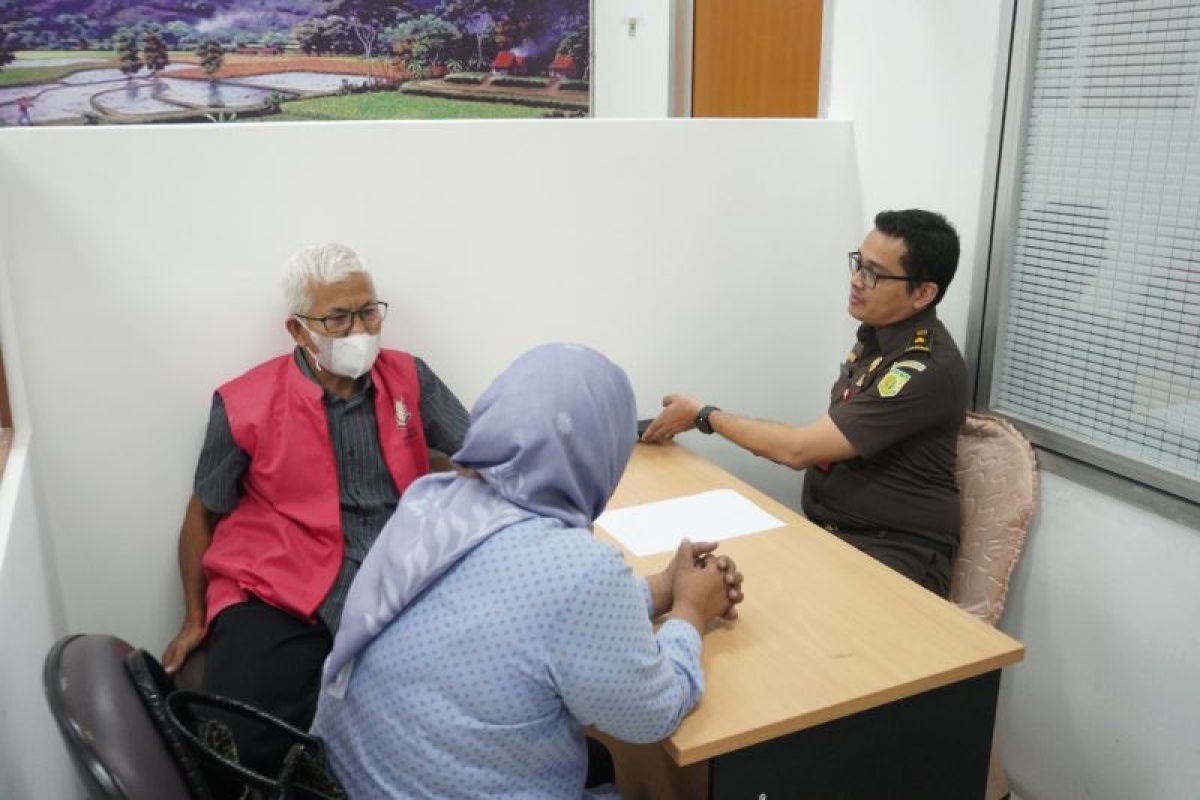 Berkas tersangka korupsi Tol Padang-Pekanbaru rampung