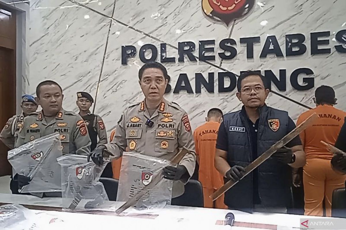 Polisi tetapkan lima tersangka kasus bentrokan ormas di Bandung