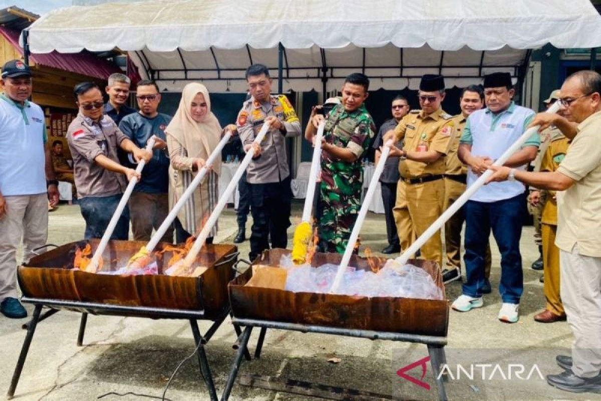 Pemkab Nagan Raya sudah salurkan semua dana hibah Pilkada Rp50 M lebih