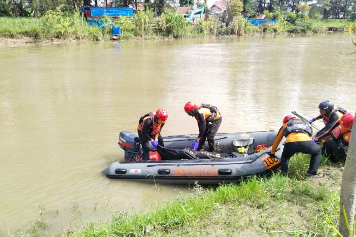 Remaja Aceh Besar yang tenggelam saat berburu babi liar ditemukan meninggal