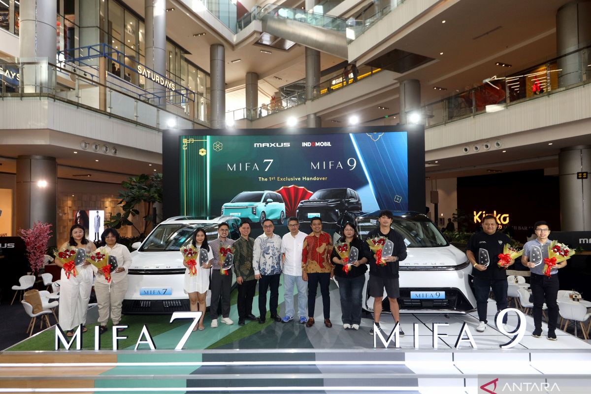 Unit pertama Maxus MIFA 7 dan MIFA 9 diserahkan kepada pemesan