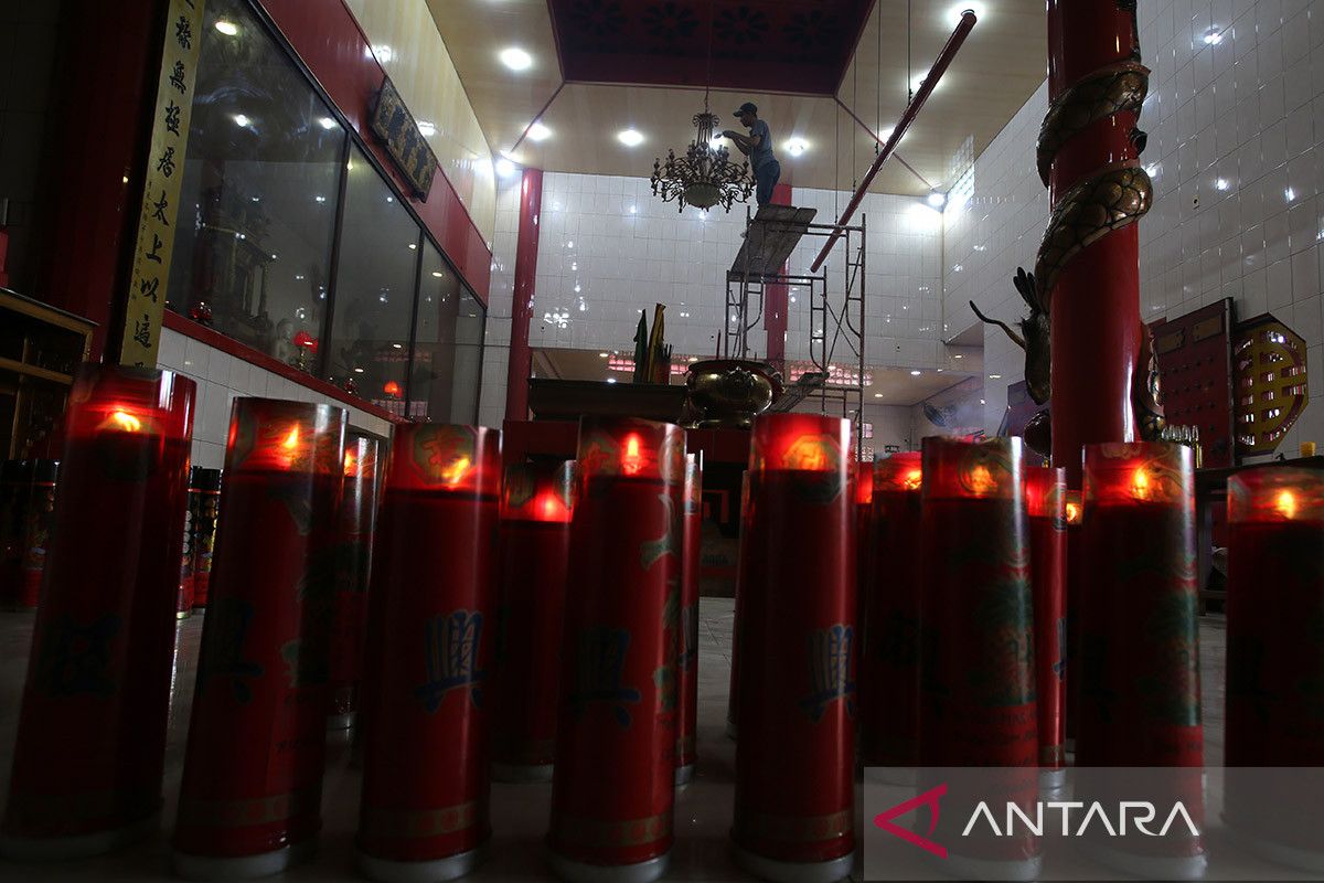 FOTO - Persiapan vihara jelang Imlek di Aceh