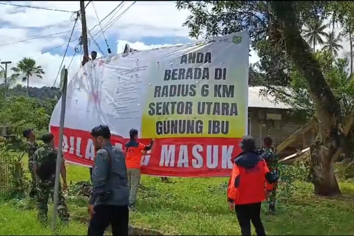 BNPB pasang sirene dan rambu peringatan erupsi Gunung Ibu di enam desa