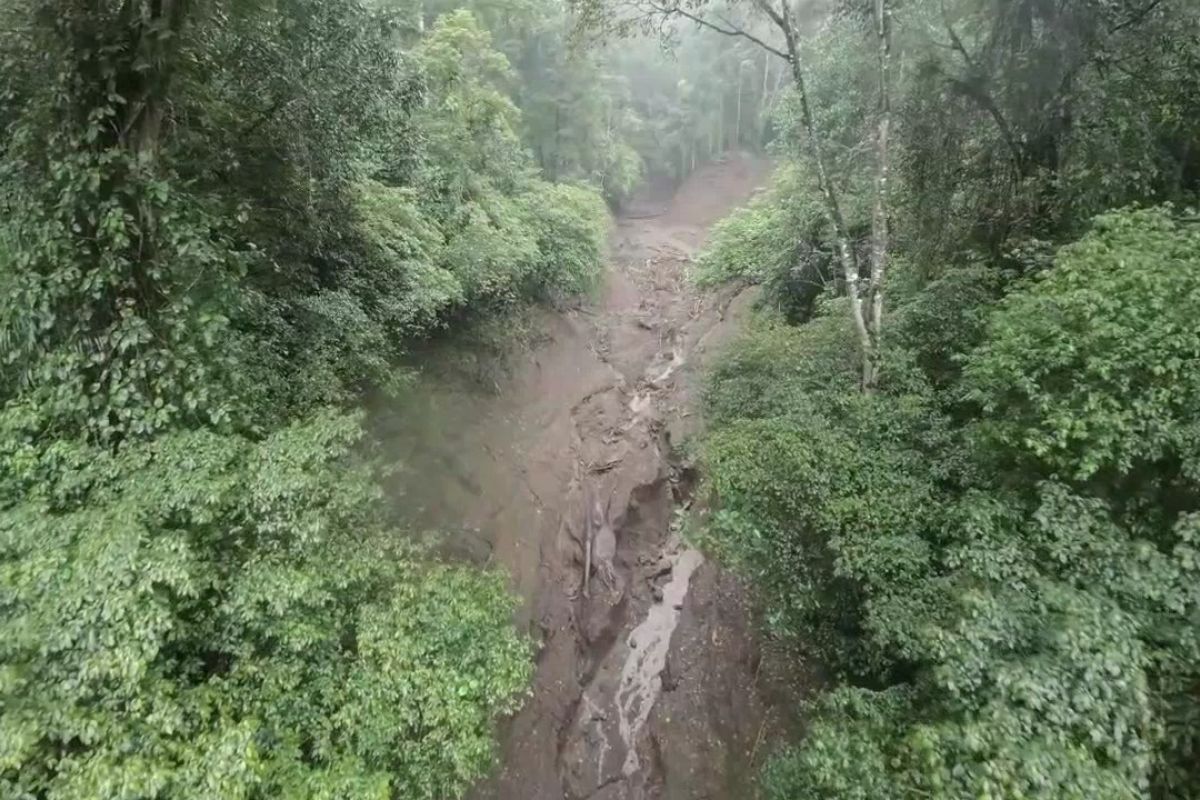 BPBD Jember petakan-mitigasi 15 titik longsor di kaki Gunung Raung