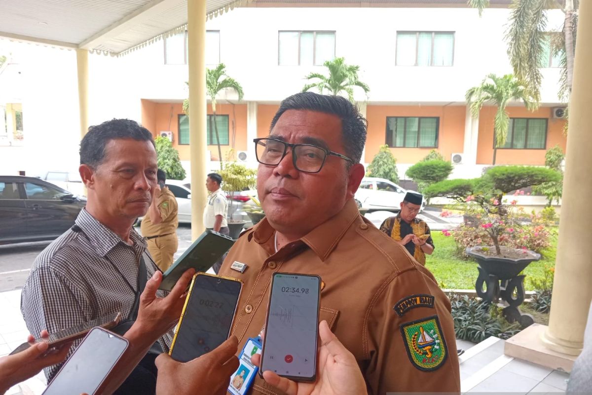 Disdik Riau target 200 ribu pelajar SMA/SMK dapat makan bergizi gratis