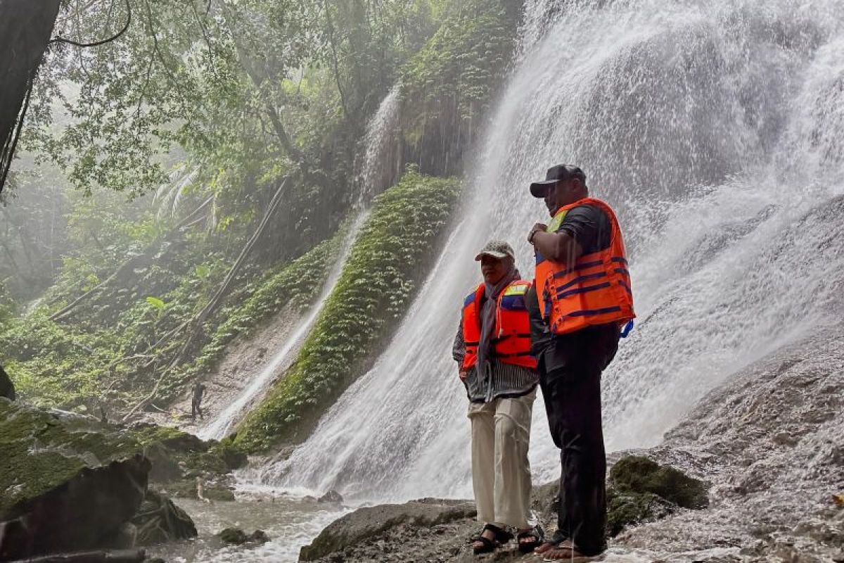 Gubernur tantang wisatawan jelajahi air terjun Ceuraceu Embun Aceh Jaya