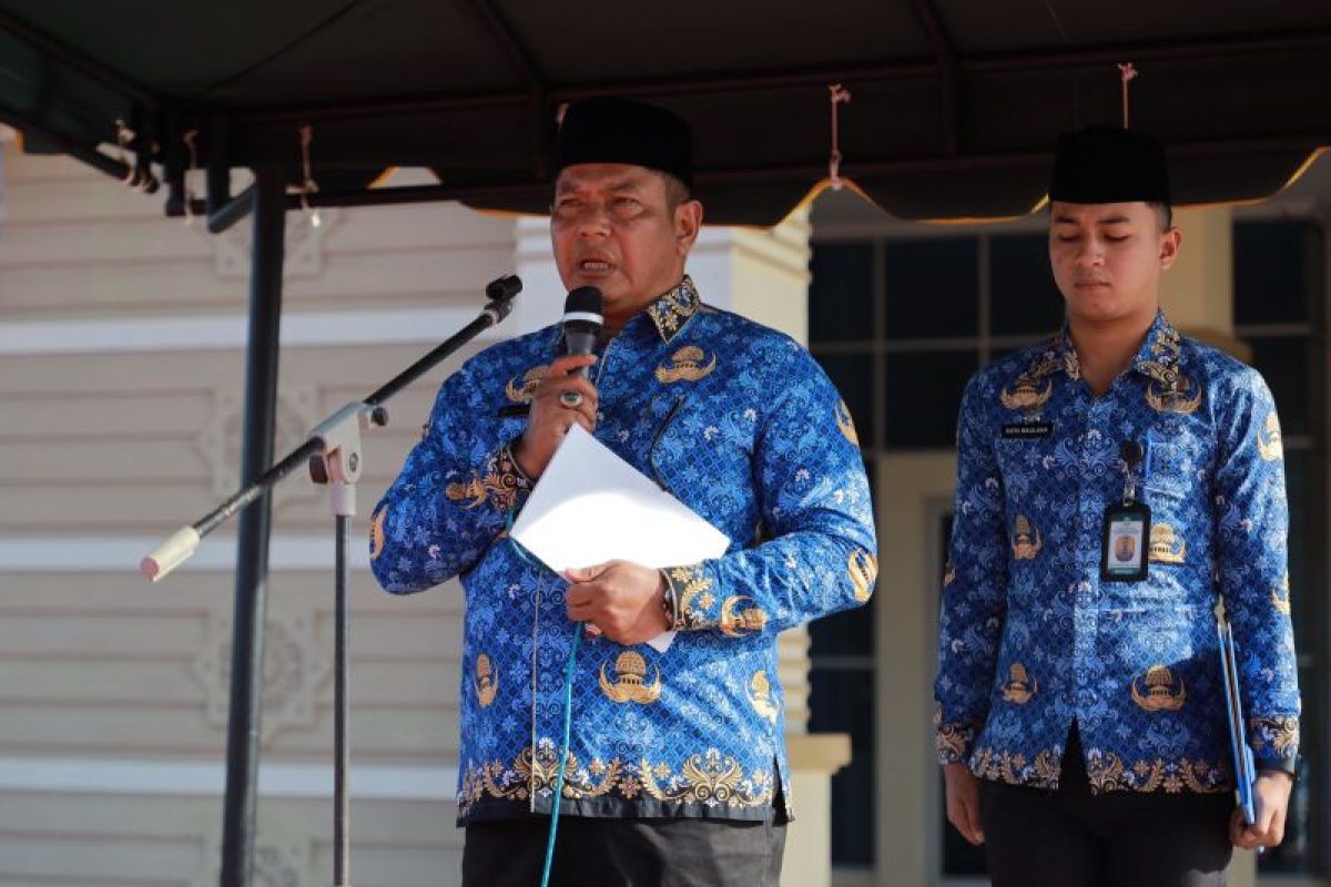 Plt Sekdakab Aceh Besar ajak ASN tingkatkan kinerja, optimalkan layanan publik