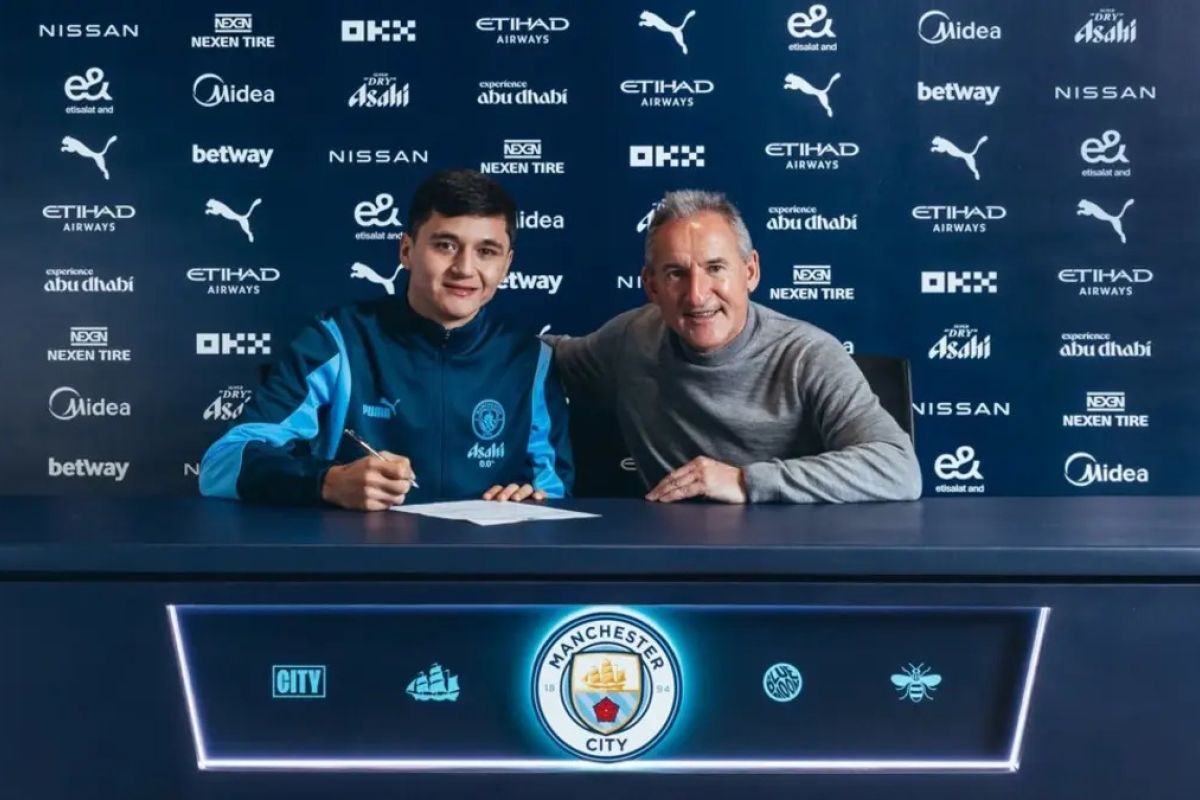 Abdukodir Khusanov resmi gabung Manchester City