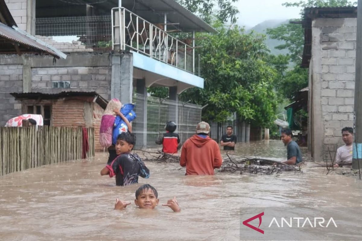 4.088 KK hingga Kantor Bupati Bima NTB terdampak banjir