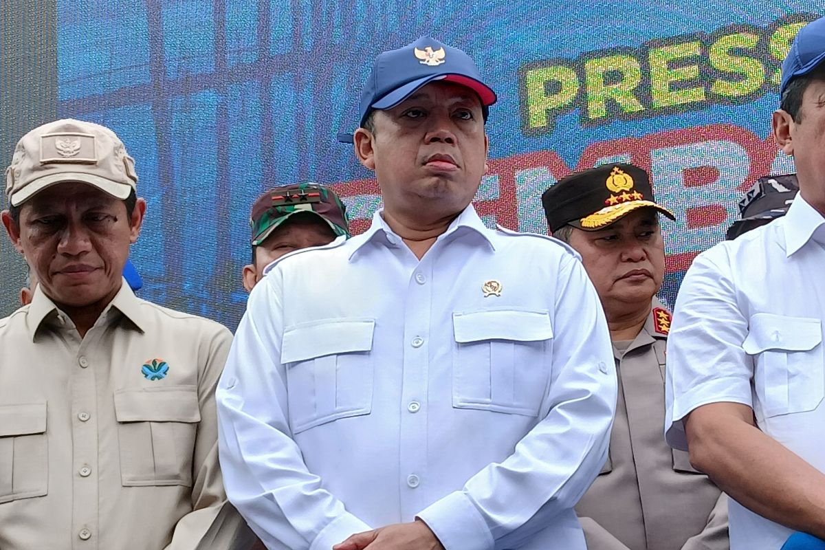 Menteri ATR sebut temukan penerbitan 266 SHGB pagar laut di Tangerang