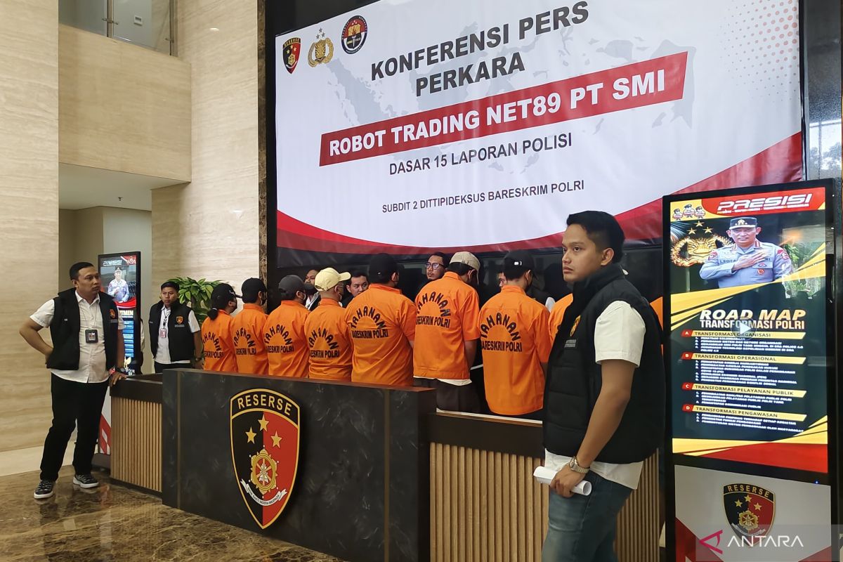 Polri Pastikan Terus Kejar Tersangka Dpo Di Kasus Robot Trading Net89