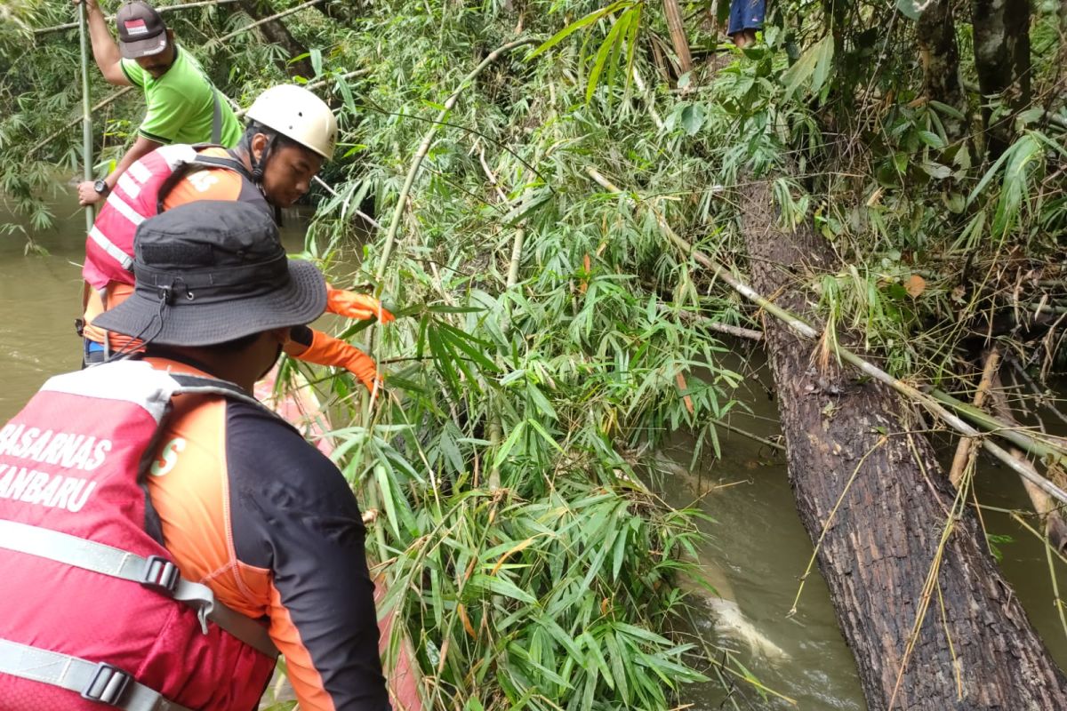 Mahasiswa UIN Suska terseret arus Sungai Gansal ditemukan tewas