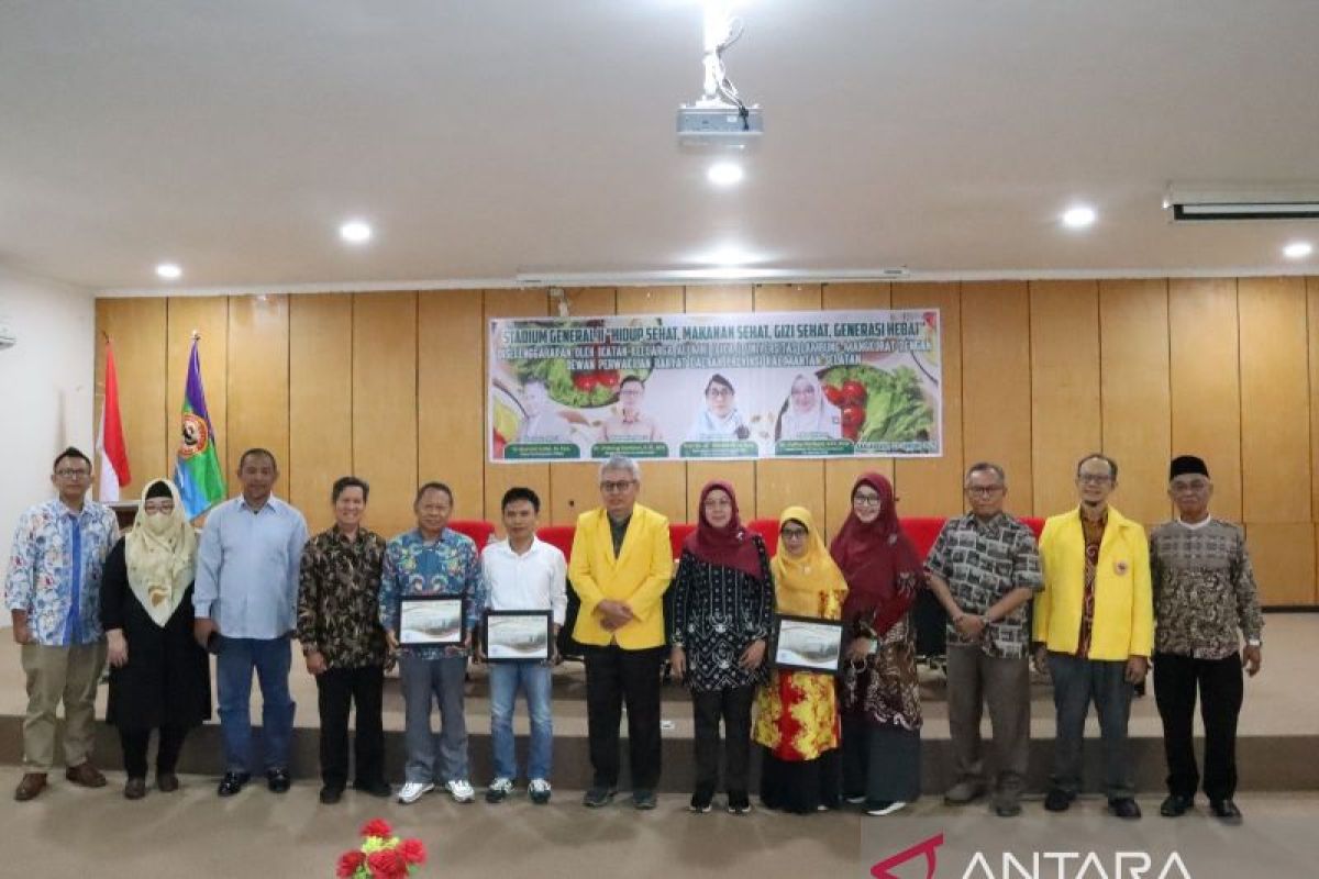 Anggota DPRD Kalsel Suripno sosialisasikan peraturan perundang-undangan kesehatan
