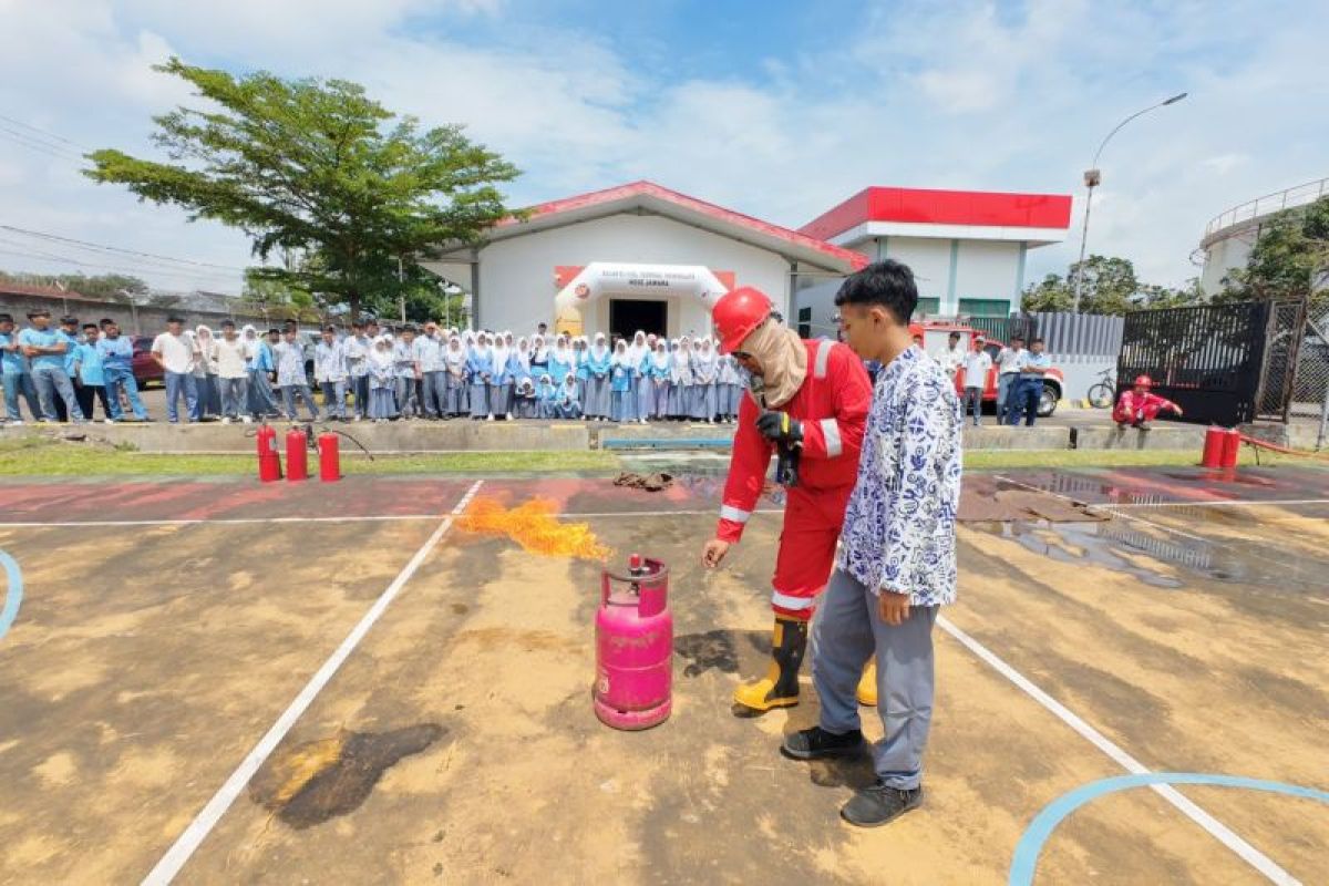 Pertamina Patra Niaga RJBB sosialisasi penanganan bencana bagi pelajar SMA