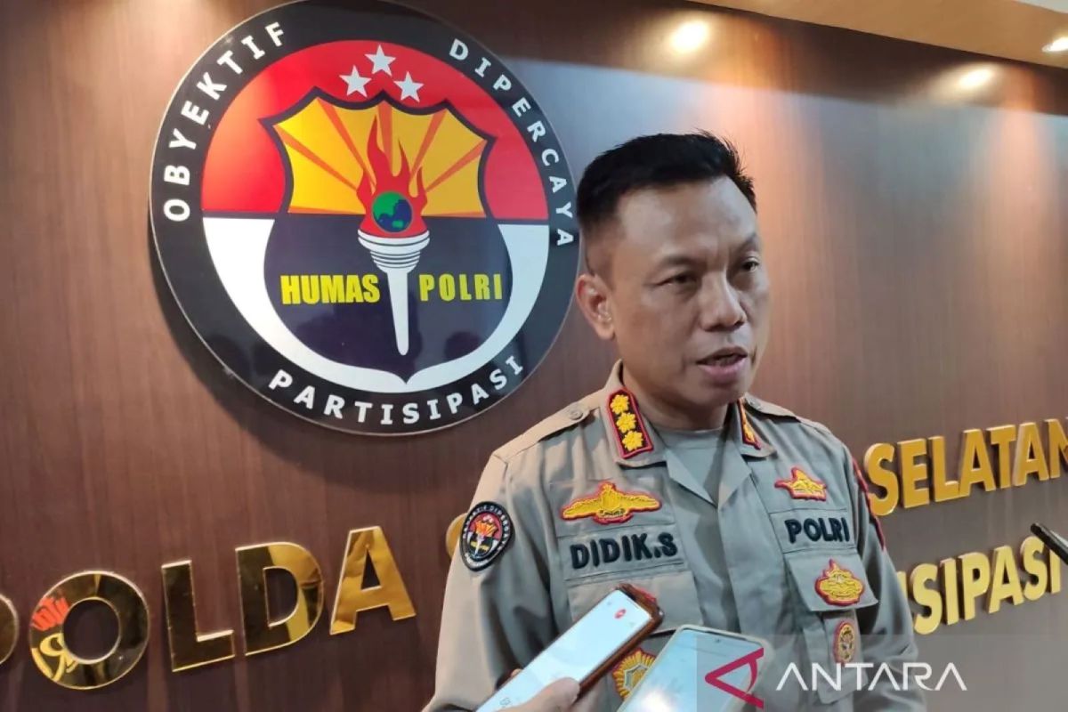 Polda Sulsel kembali tahan satu tersangka kasus kosmetik berbahaya