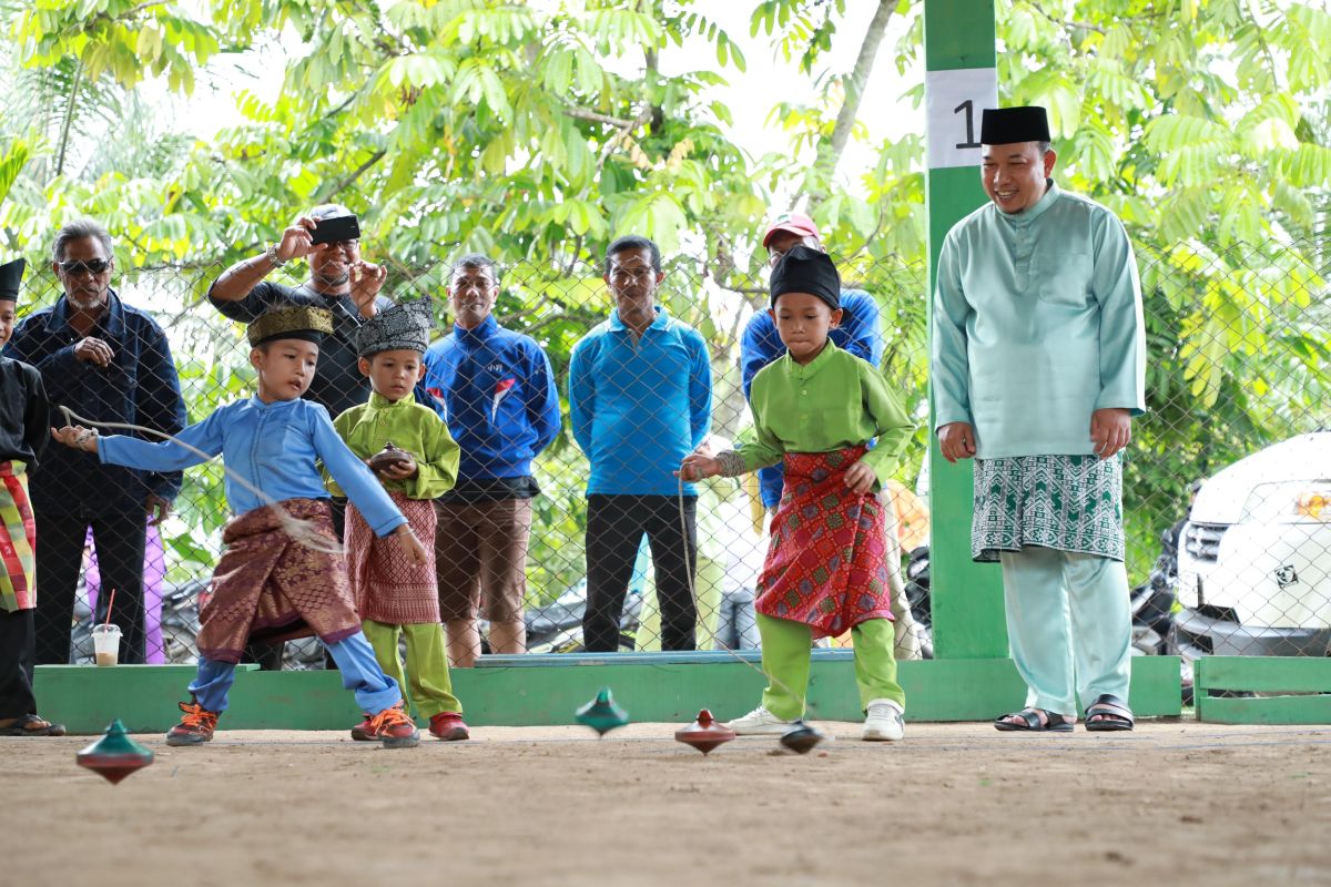 Festival Gasing Berembang di Siak jadi daya tarik wisata