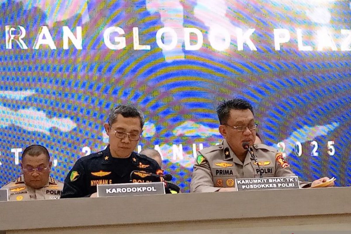 Penyisiran korban kebakaran difokuskan di lantai 8 Glodok Plaza