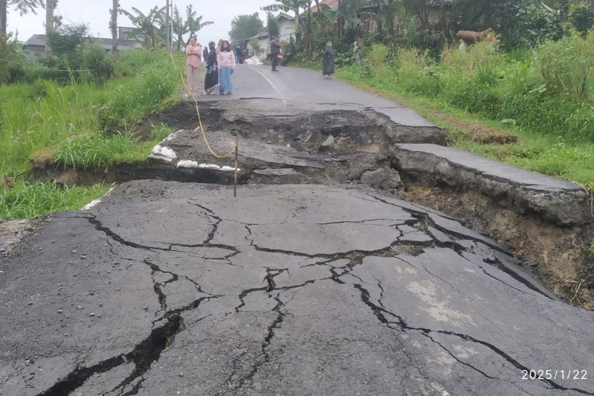 BPBD Banjarnegara inventarisasi dampak pergerakan tanah di Ratamba